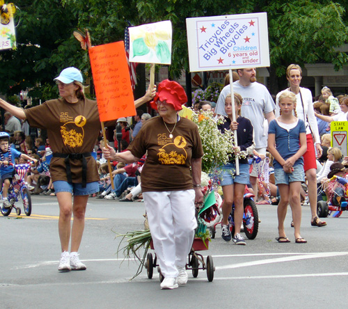 gardeners in parade